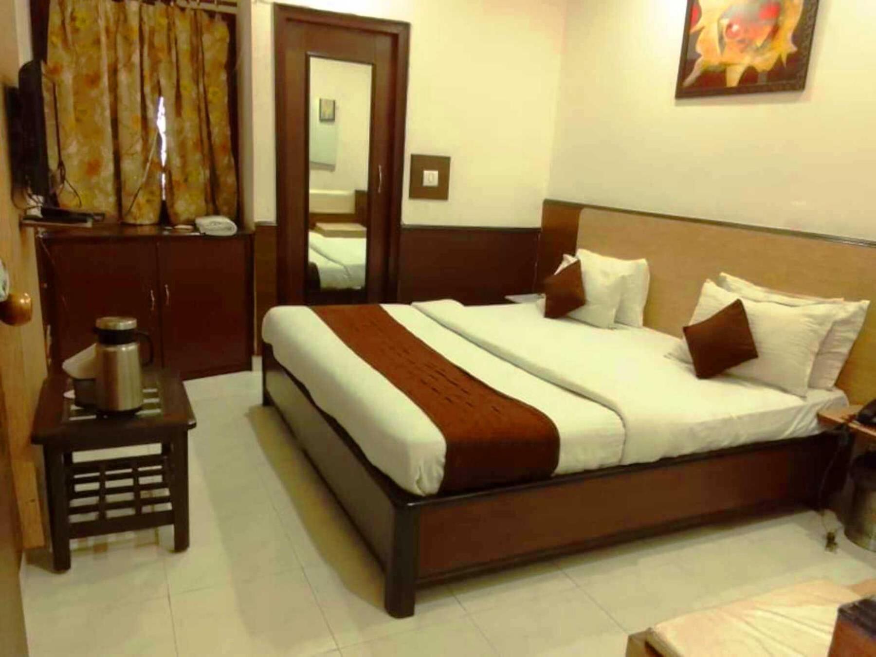 Hotel Holiday Comfort Amritsar Ngoại thất bức ảnh